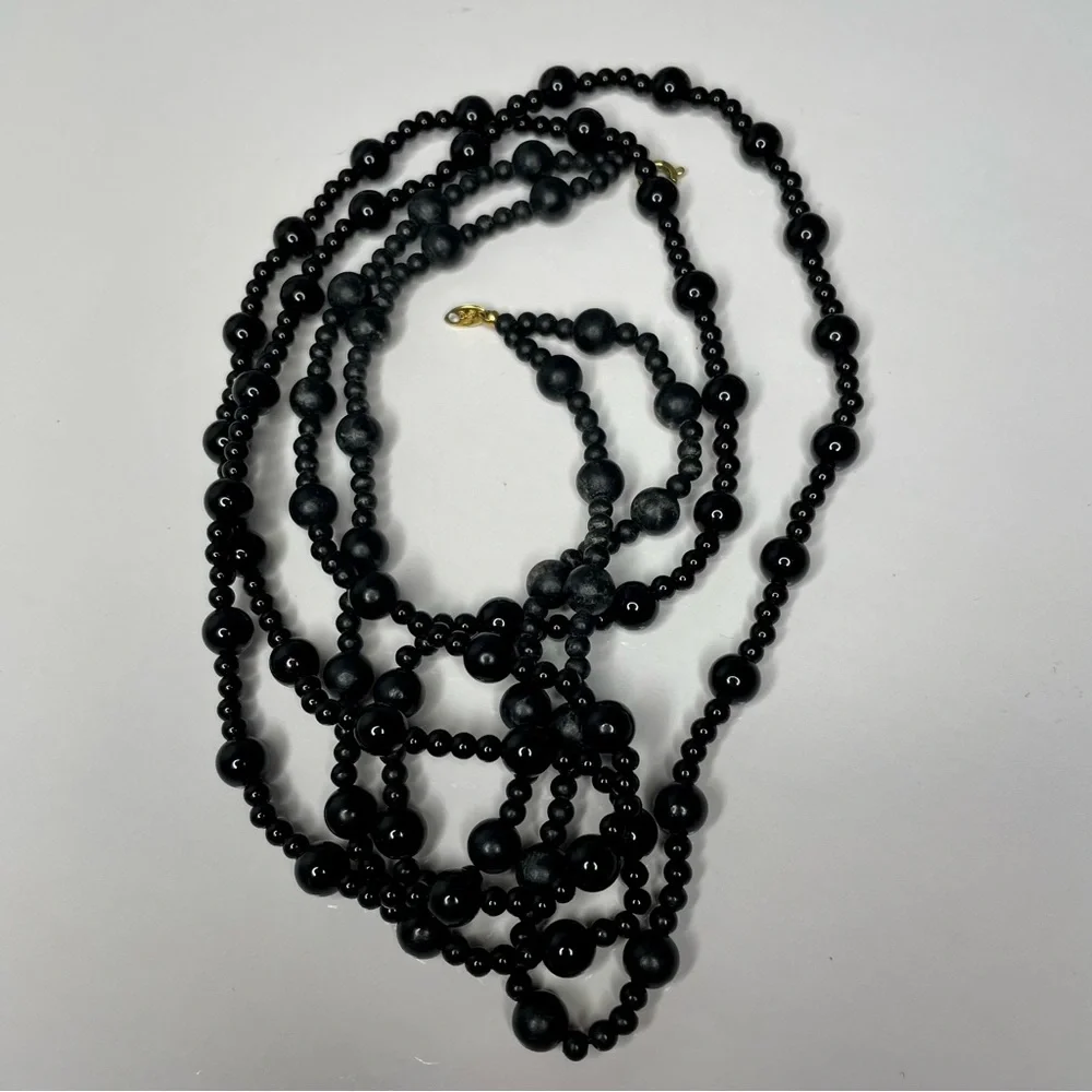 Trifari Signed Black Double Strand Beaded Vintage Necklace with Lobster Clasp - Picture 4 of 7